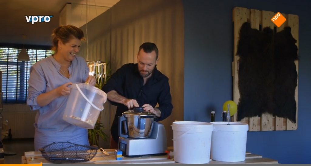 Vanavond maken Yvette en meneer cider in Koken met Van Boven