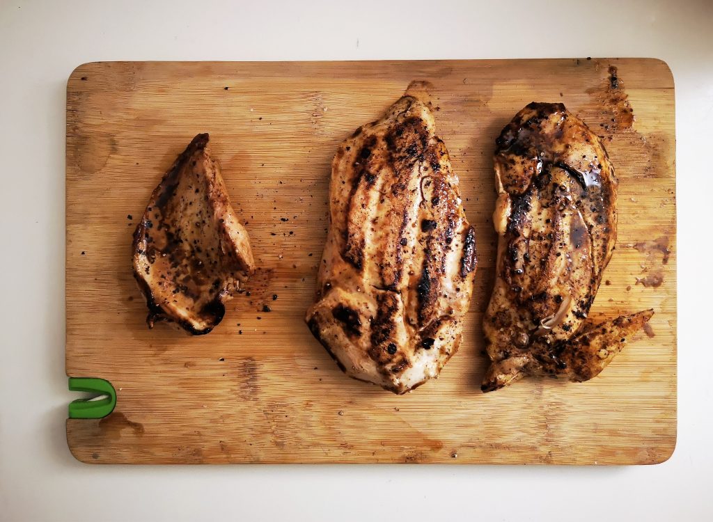 Leg vs plof vs boerderijkip – het eten