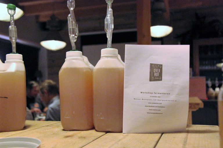 cider in wording met boekje